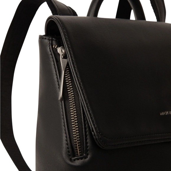 NWOT Matt & Nat Fabi Mini Vegan Backpack - Picture 4 of 12